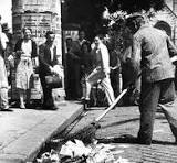 A pengő söprögetése 1945 nyarán